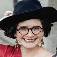 Ariane R.